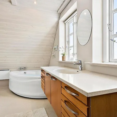 Lovely In With Sauna بيت للعطل Hjørring